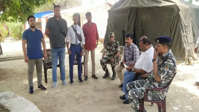 एसएसबी और पुलिस की संयुक्त टीम की अभिरक्षा में पकड़े गये थे चार बांग्लादेशीl फाइल फोटो