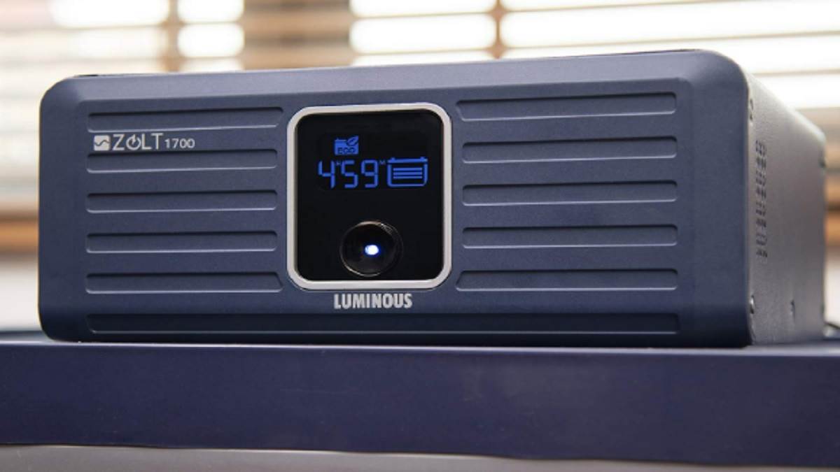 Best Solar Inverters In India: बिना बिजली का बिल दिए नॉनस्टॉप चलाइए टीवी और पंखा, कीमत फोन से भी है सस्ता
