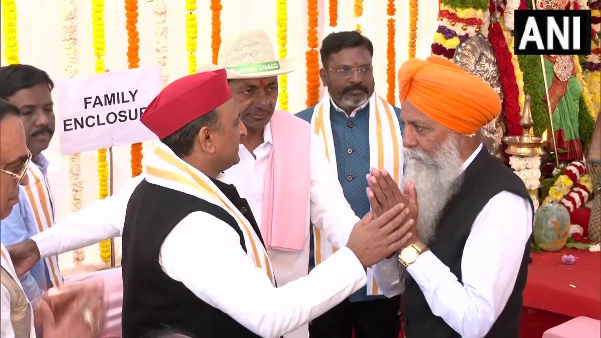 https://www.jagranimages.com/images/newimg/14122022/14_12_2022-bharat_rashtra_samithi_23257395.jpg