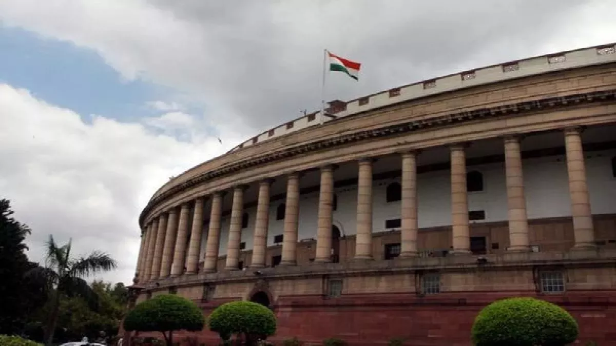 केंद्र सरकार के विभिन्न विभागों में करीब दस लाख पद खाली, नियुक्तियों के लिए  निर्देश जारी - almost ten lakh posts are vacant in various departments of  central government