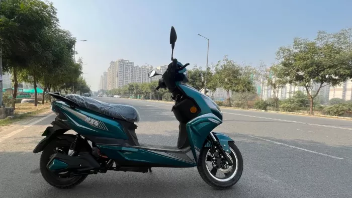 Dynamo electric RX4 Electric Scooter Review: Know Riding Experience