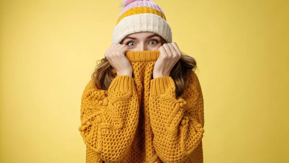 Winter Care Tips: क्या आपको भी ऊनी कपड़ों से होती है एलर्जी और खुजली, तो अपनाएं ये आसान उपाय