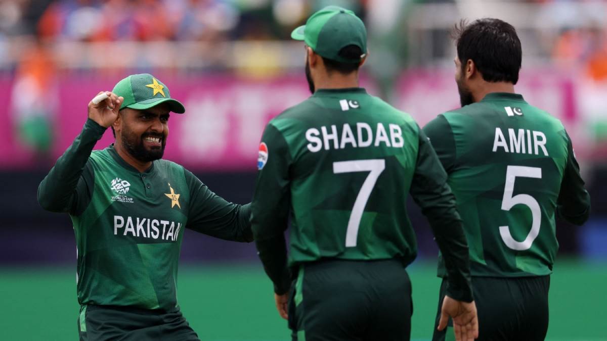 https://www.jagranimages.com/images/newimg/14122024/14_12_2024-mohammad_amir_retirement_23848441_142012468.jpg