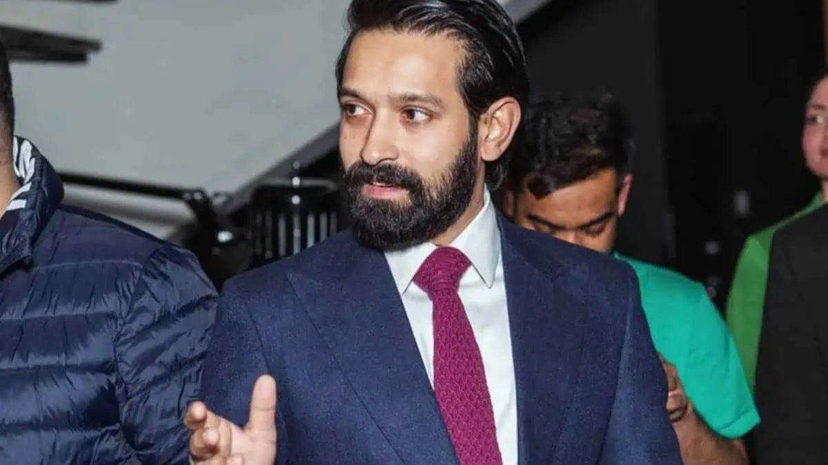 https://www.jagranimages.com/images/newimg/14122024/14_12_2024-vikrant_2_23848424_13597620.jpg