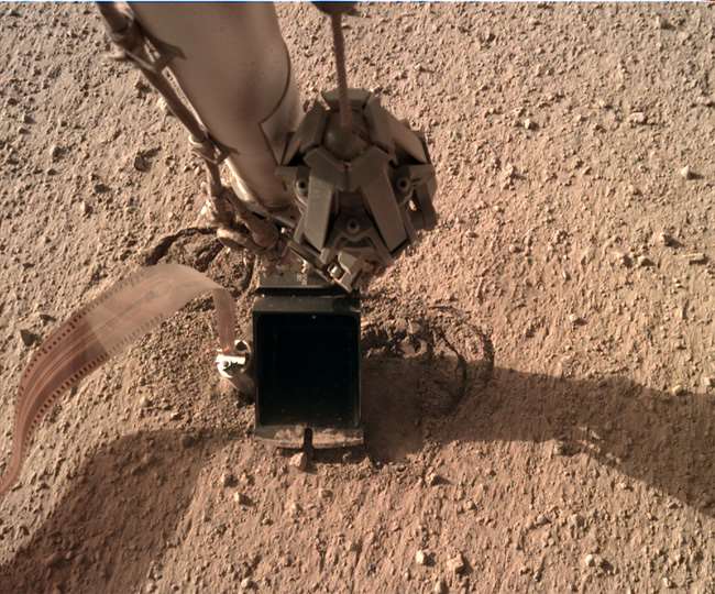 https://www.jagranimages.com/images/newimg/15012021/15_01_2021-nasa-insight-mole_21273688.jpg