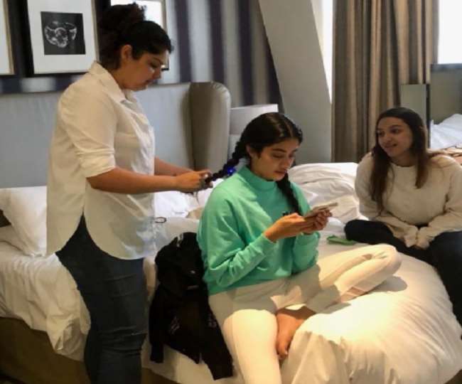 Boney Kapoor shared adorable picture of Anshula Kapoor and Janhvi Kapoor