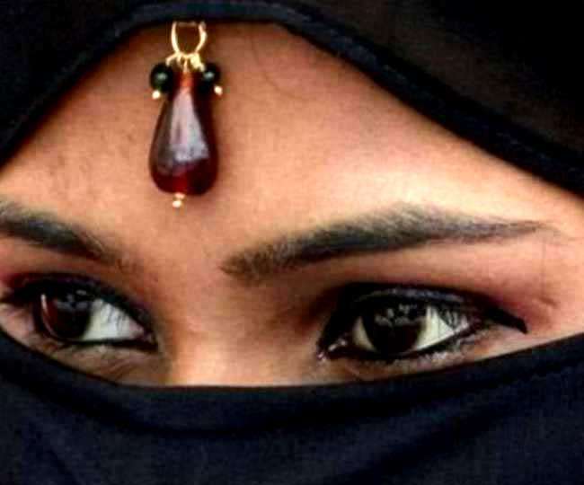 https://www.jagranimages.com/images/newimg/15012022/15_01_2022-pakistan-hindu-girl_22385080.jpg