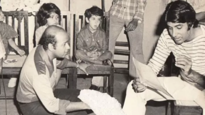 Still Image of Hrithik Roshan and Amitabh Bachchan