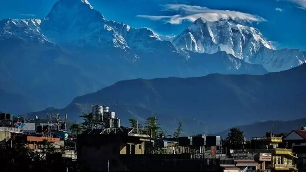 नेपाल उड्डयन प्राधिकरण के अधिकारी ने बताया कि 72 सीटों वाले इस विमान से अब तक 68 शव बरामद हुए।
