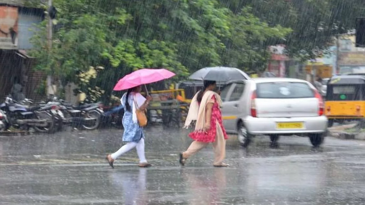 तमिलनाडु के 10 जिलों के तापमान में आ सकती है गिरावट।