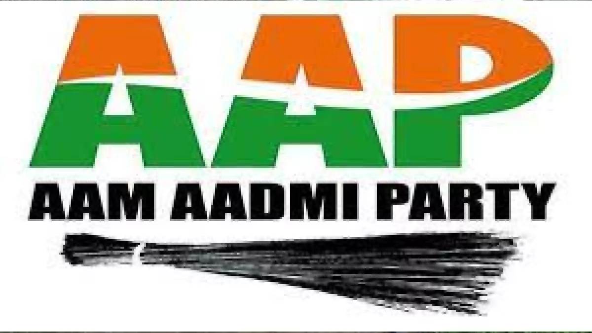 hundreds of workers including senior officials left of aap party before lok sabha elections dehradun uttrakhand