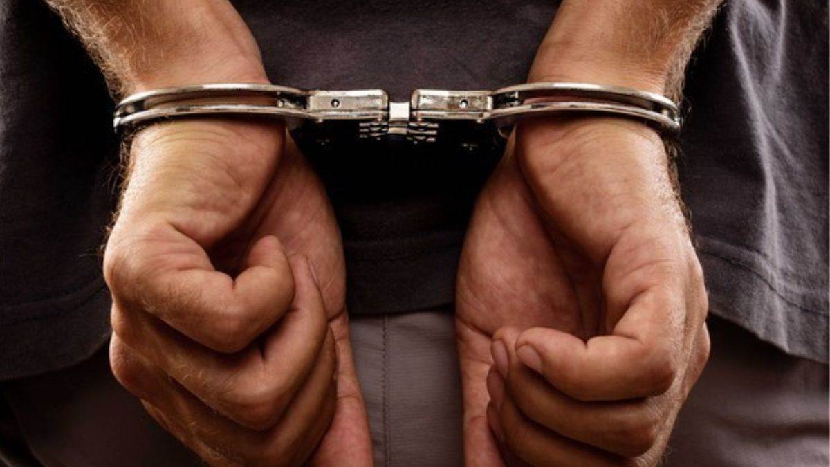 https://www.jagranimages.com/images/newimg/15012024/15_01_2024-arrested__23629498.jpg