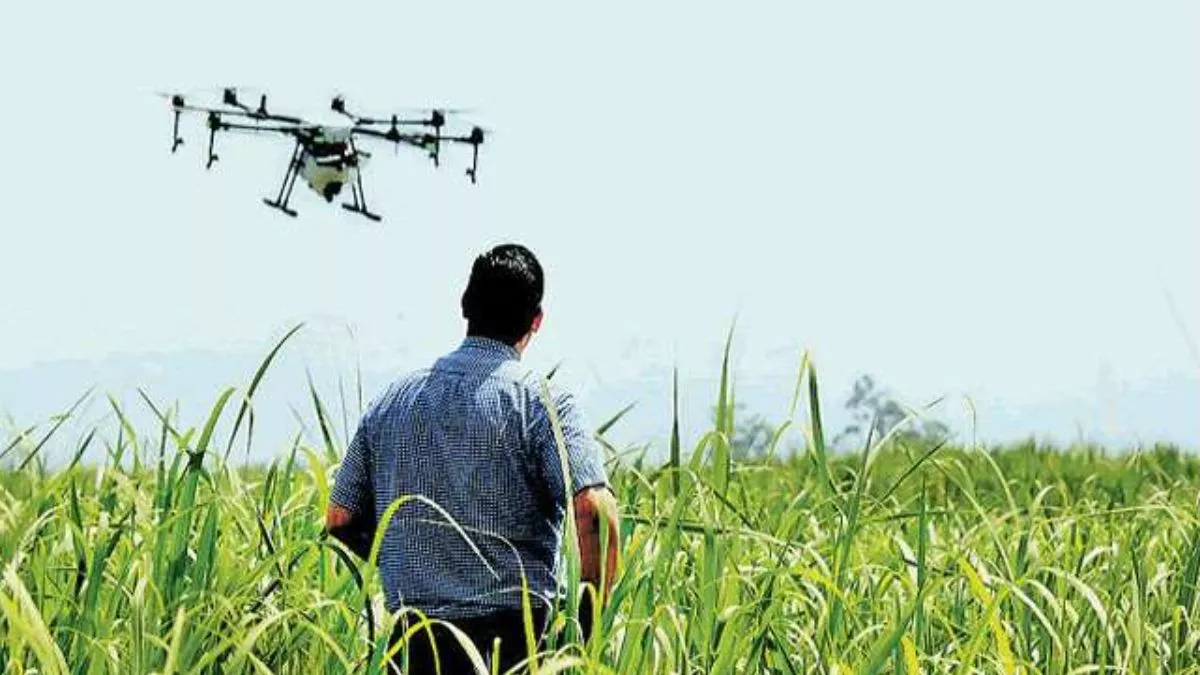 Bihar News: किसानों की होगी भारी बचत! इस जिले में ड्रोन से होगा फसलों पर छिड़काव, देनी होगी मात्र इतनी राशि