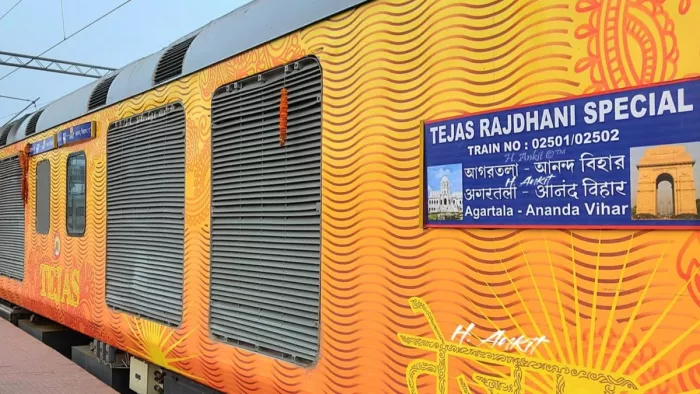 अगरतला तेजस राजधानी एक्सप्रेस। फोटो साभार- रेलवे