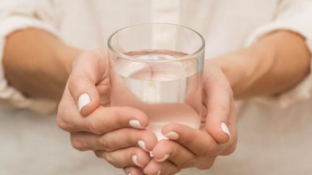 drinking less water can make you a victim of a serious disease even lead to surgery doctor advice