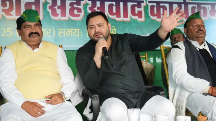 तेजस्वी यादव ने फिर बोला नीतीश कुमार पर हमला। फोटो- सोशल मीडिया