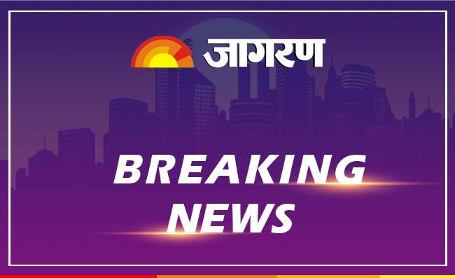 Earthquake in Bihar people on the road scared in Patna