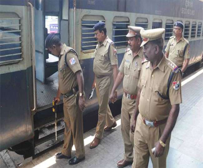 मानव तस्करों के चंगुल से तीन बालिकाओं को कराया मुक्त।