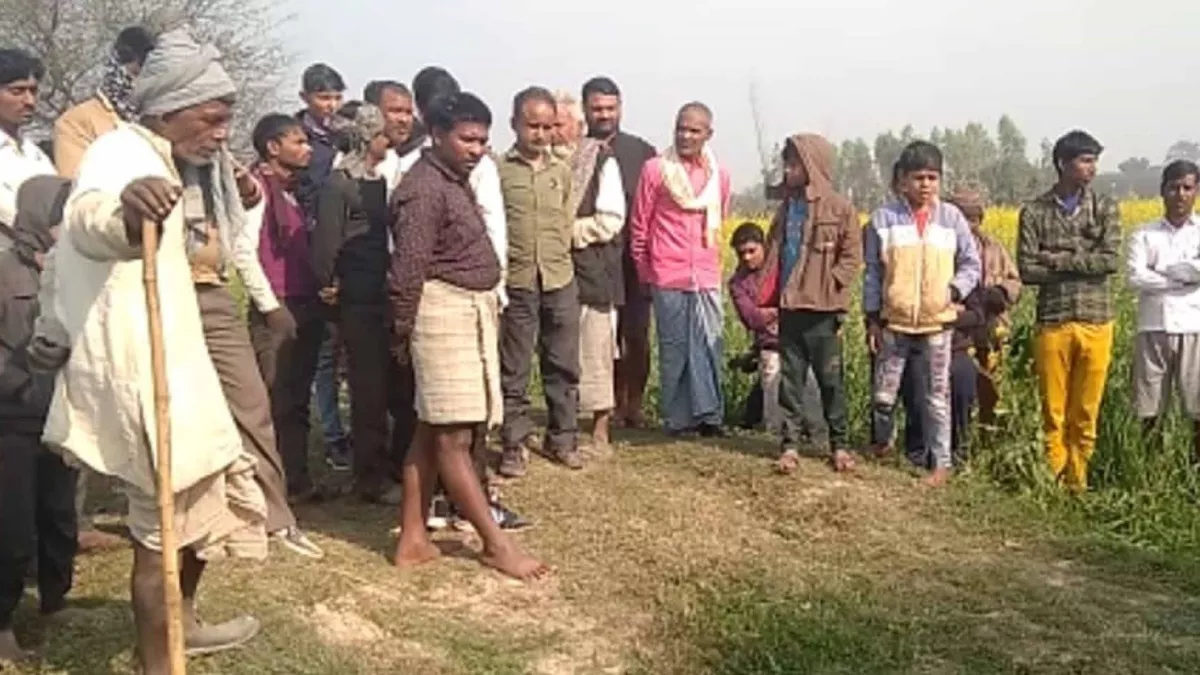 Shravasti Crime News: जमुनी कला गांव के बाहर कर्बला के पास मिला अज्ञात शव, पुलिस ने जताई ये आशंका