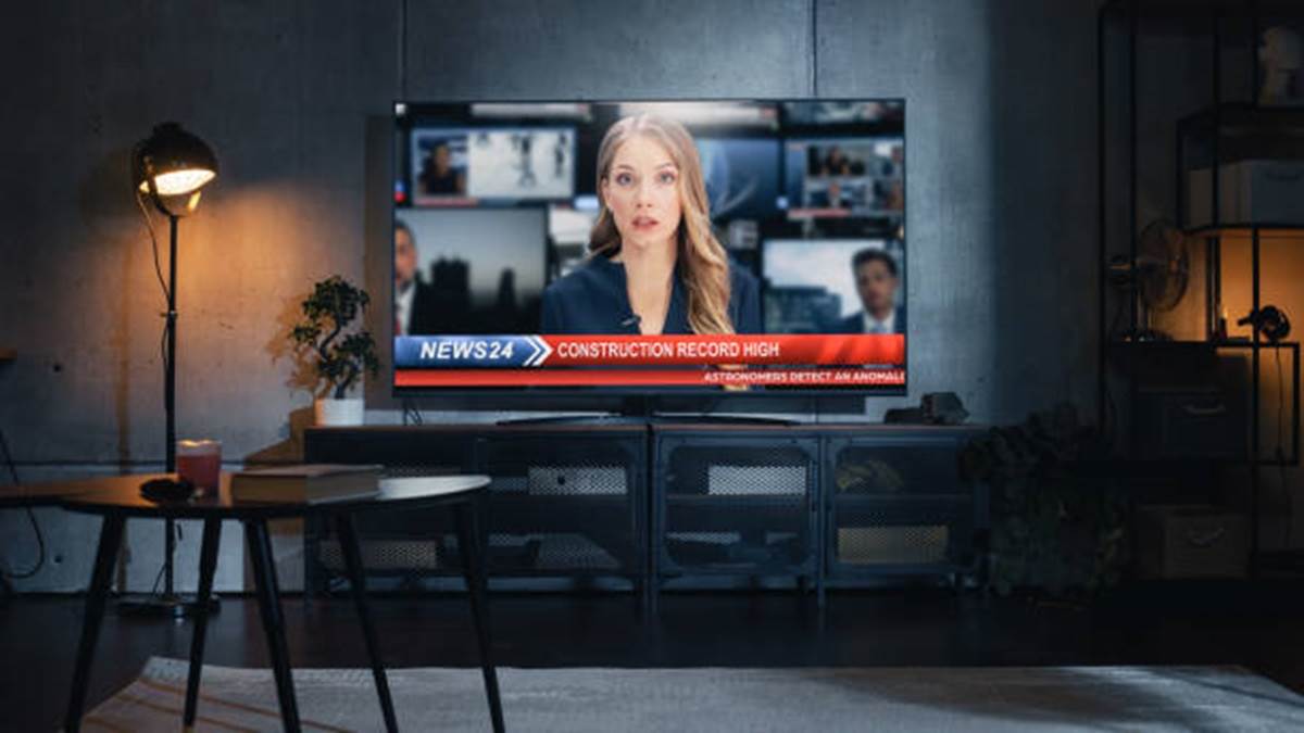Samsung में QLED और OLED में किस Smart TV को लेना होगा बेस्ट, सैमसंग ब्रांड ने तोड़े बिक्री के सारे रिकॉर्ड