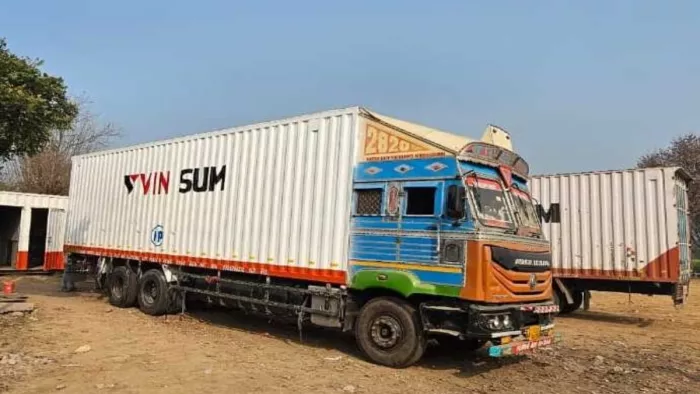 किसानों के दिल्ली कूच से साइबर सिटी को 200 करोड़ का नुकसान।