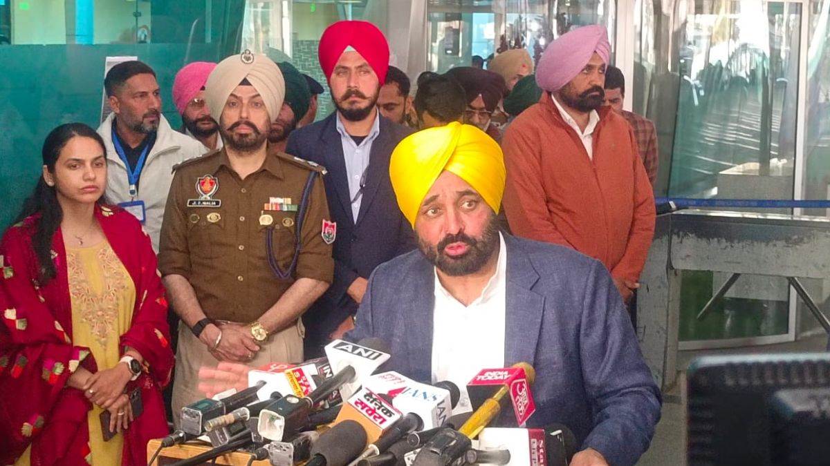 https://www.jagranimages.com/images/newimg/15022025/15_02_2025-bhagwant_mann_21_23885035.jpg