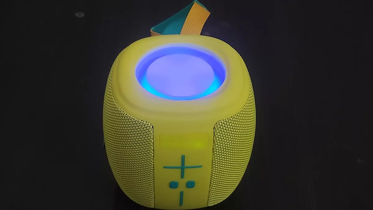 iGear Roll Plus Review: 1,500 रुपये से कम में ब्लूटूथ स्पीकर और FM दोनों का मजा