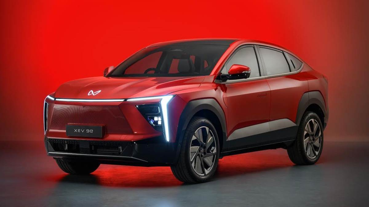 mahindra ev booking 2025 mahindra be6 and xev9e set record with 30000 plus bookings on first day company earns 8472 crore