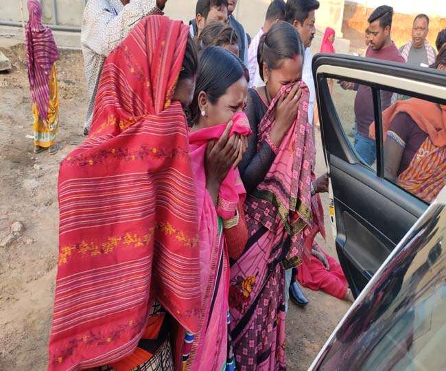 giridih news 3 labor died in giridih factory wall collapse