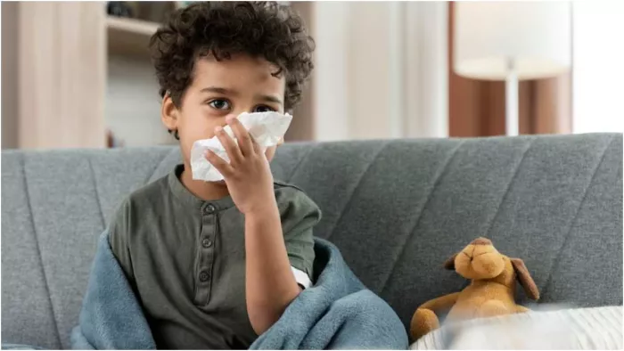 H3N2 Symptoms In Kids: बच्चों में कैसे समझें एच3एन2 वायरस के लक्षणों को