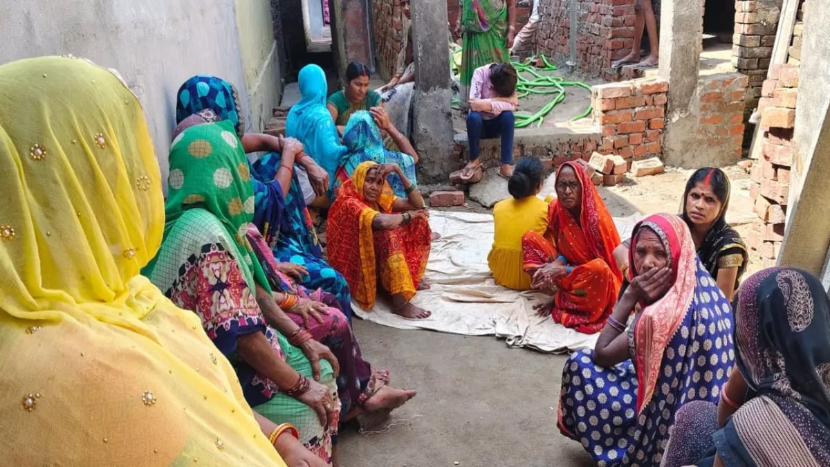 कुशीनगर में दर्दनाक हादसा: बाइक और ऑटो की टक्कर में एक की मौत, छह घायल