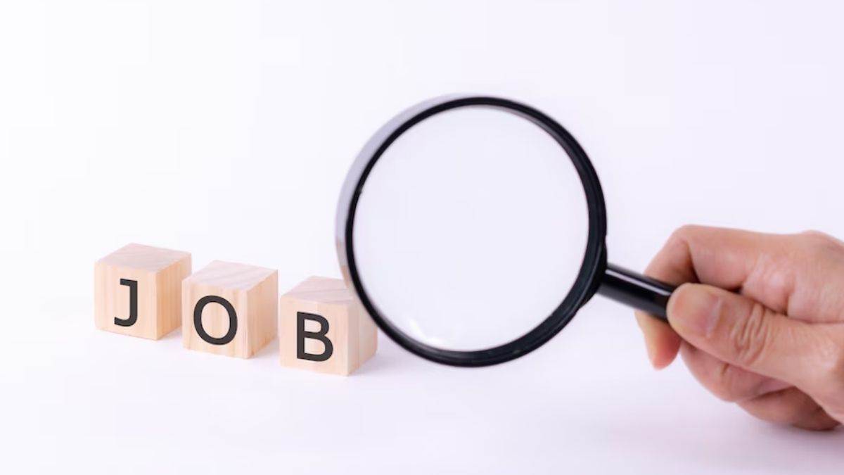 https://www.jagranimages.com/images/newimg/15032025/15_03_2025-esic_recruitment_2025_23900311.jpg