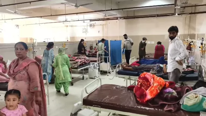 संगरूर सिविल अस्ताल के गायनी वार्ड में भर्ती महिलाएं।