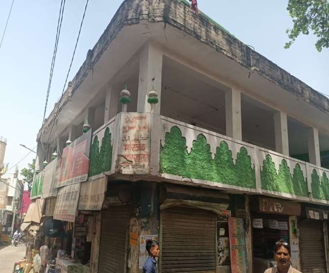 https://www.jagranimages.com/images/newimg/15042022/15_04_2022-nasjid_22630039.jpg