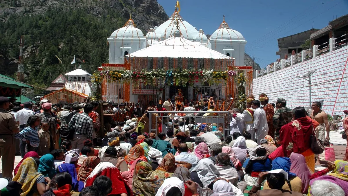 जीवन के पड़ावों की यात्रा