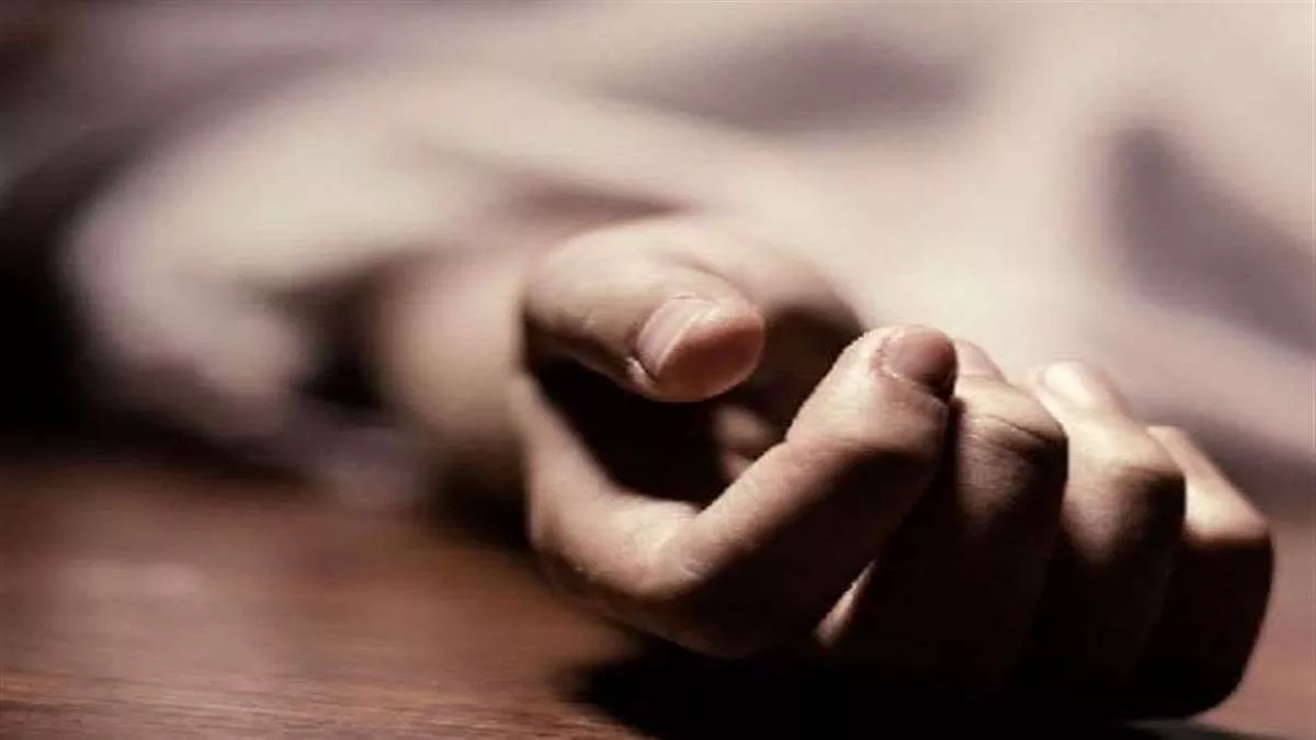 Suicide News: युवा नेता शरण भट्टी ने ट्रेन के आगे कूदकर की आत्‍महत्‍या, बीजेपी के युवा विंग में थे शामिल