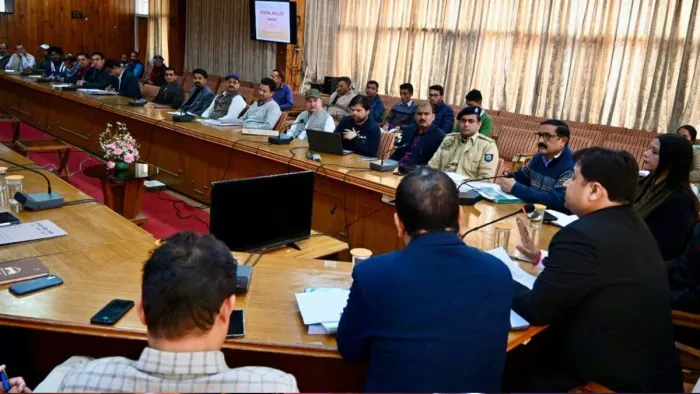 बिजली विभाग के लाइनमैन-इलेक्ट्रिशन भी पोस्टल बैलट से डाल सकेंगे वोट