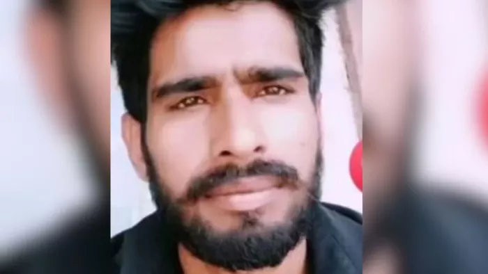 Bahadurgarh News: मेहनत मजदूरी करने वाले युवक को लाठी-डंडों से मरते दम तक पीटा।