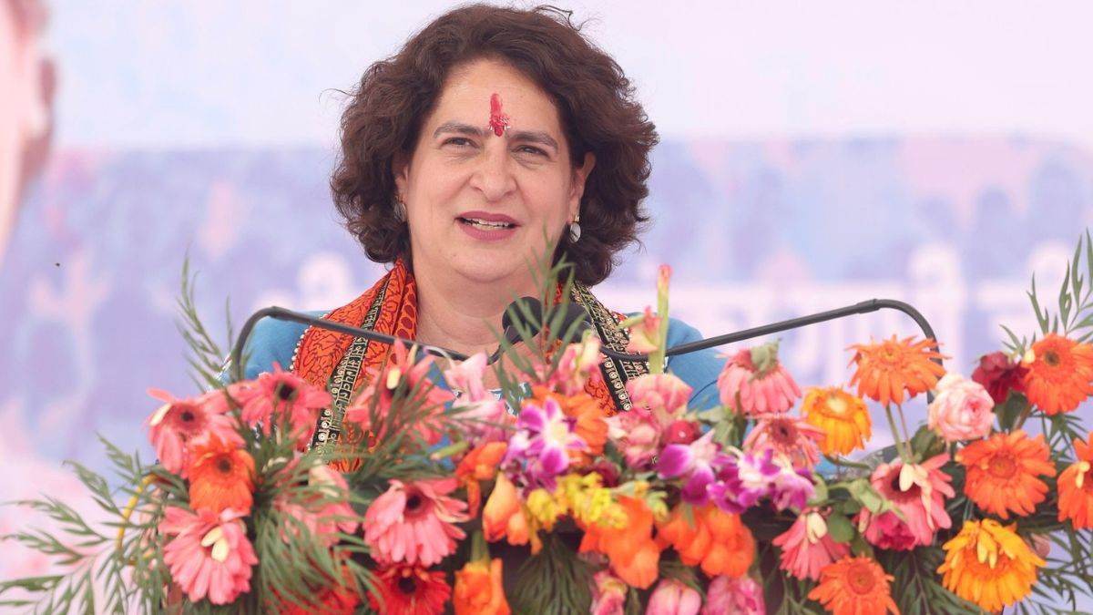https://www.jagranimages.com/images/newimg/15042024/15_04_2024-priyanka_gandhi_23696921.jpg