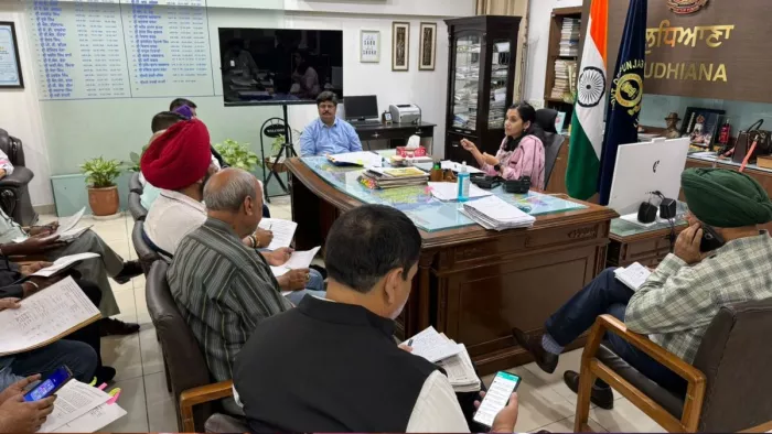 चुनाव प्रचार में बच्चों को रखें दूर