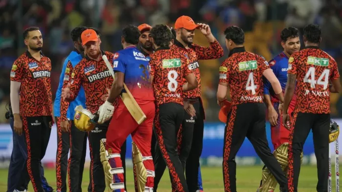 RCB vs SRH: चिन्नास्वामी के मैदान पर हुई रिकॉर्ड्स की बरसात।