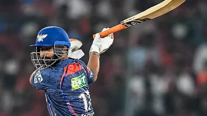 ऋषभ पंत ने कहा कि उनकी टीम ने 10-15 रन कम बनाएं
