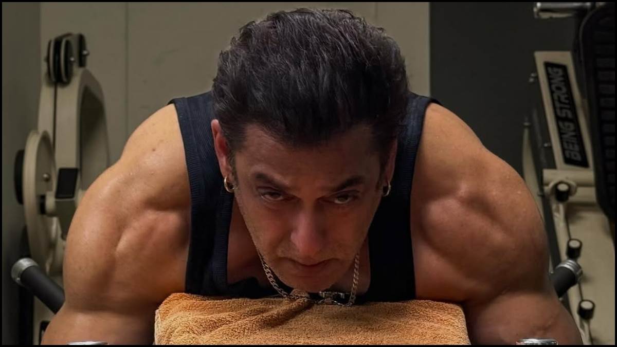 https://www.jagranimages.com/images/newimg/15042025/15_04_2025-salman_khan_23918877.jpg