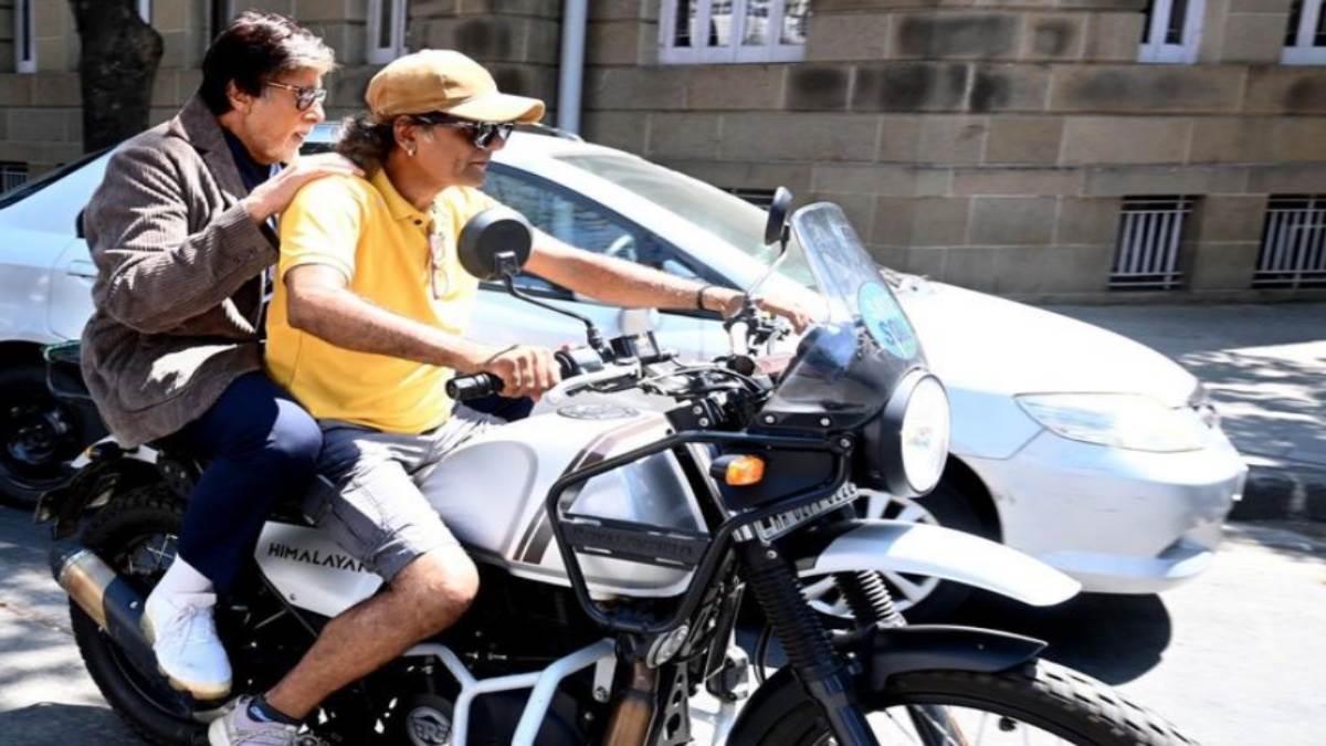 amitabh bachchan stuck in traffic asked for a lift from an unknown person navya nanda laughed seeing nana riding a bike