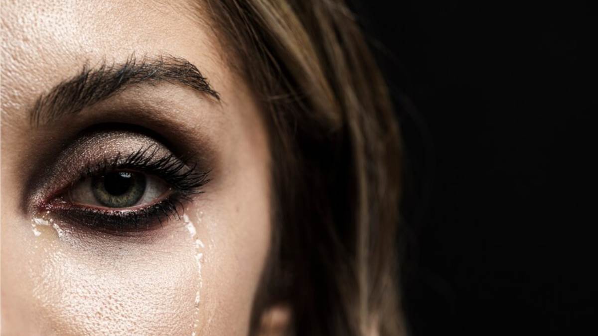 Benefits of Crying हंसने जितना ही फायदेमंद है रोना भी, जुड़े हैं सेहत