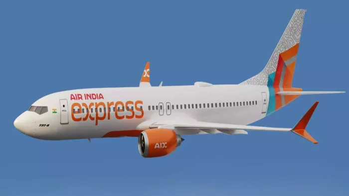 Air India Express को कुछ उड़ाने रद्द करनी पड़ी हैं।