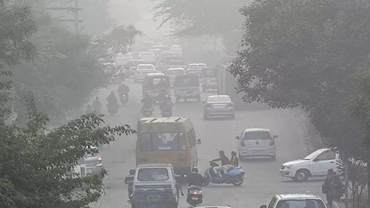 Delhi Pollution: दिल्ली में बढ़ा प्रदूषण, 24 घंटे हवा खराब होने की वजह आई सामने; CAQM ने बैठक कर दिए निर्देश