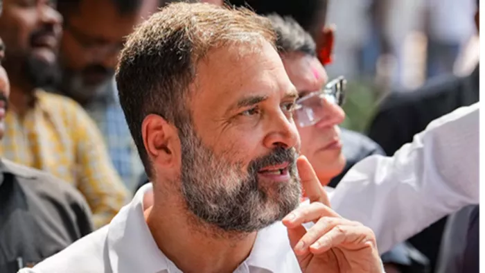 राहुल गांधी के दरभंगा पहुंचने से पहले कार्यकर्ता और प्रशासन में ठनी (PTI)