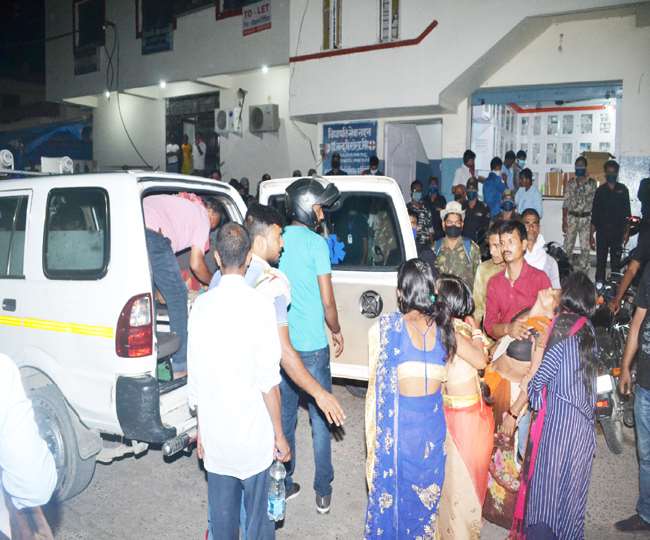 मरीज की मौत के बाद स्वजनों ने निजी क्लिनिक में किया हंगामा