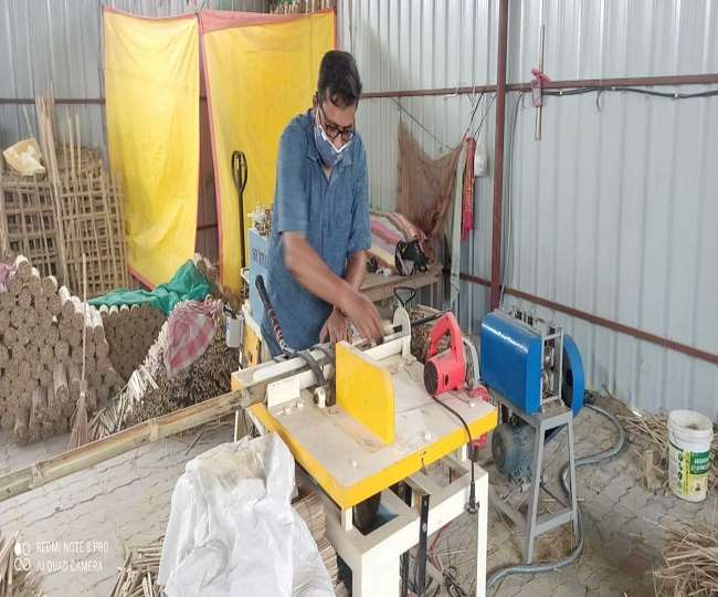 अब अमेजन व फ्लिपकार्ट पर मिलेगा चंपारण का 'बंबू प्रोडक्ट्स', कप-गिलास से लेकर दीवान-पलंग सब उपलब्ध